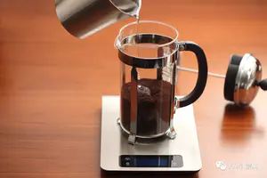 【0050】在家制作冷萃咖啡 <302小厨房>的做法 步骤5