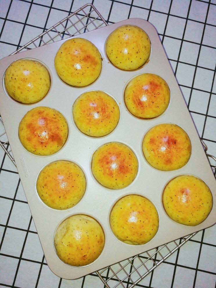 松软的可以弹起来—红茶小餐包