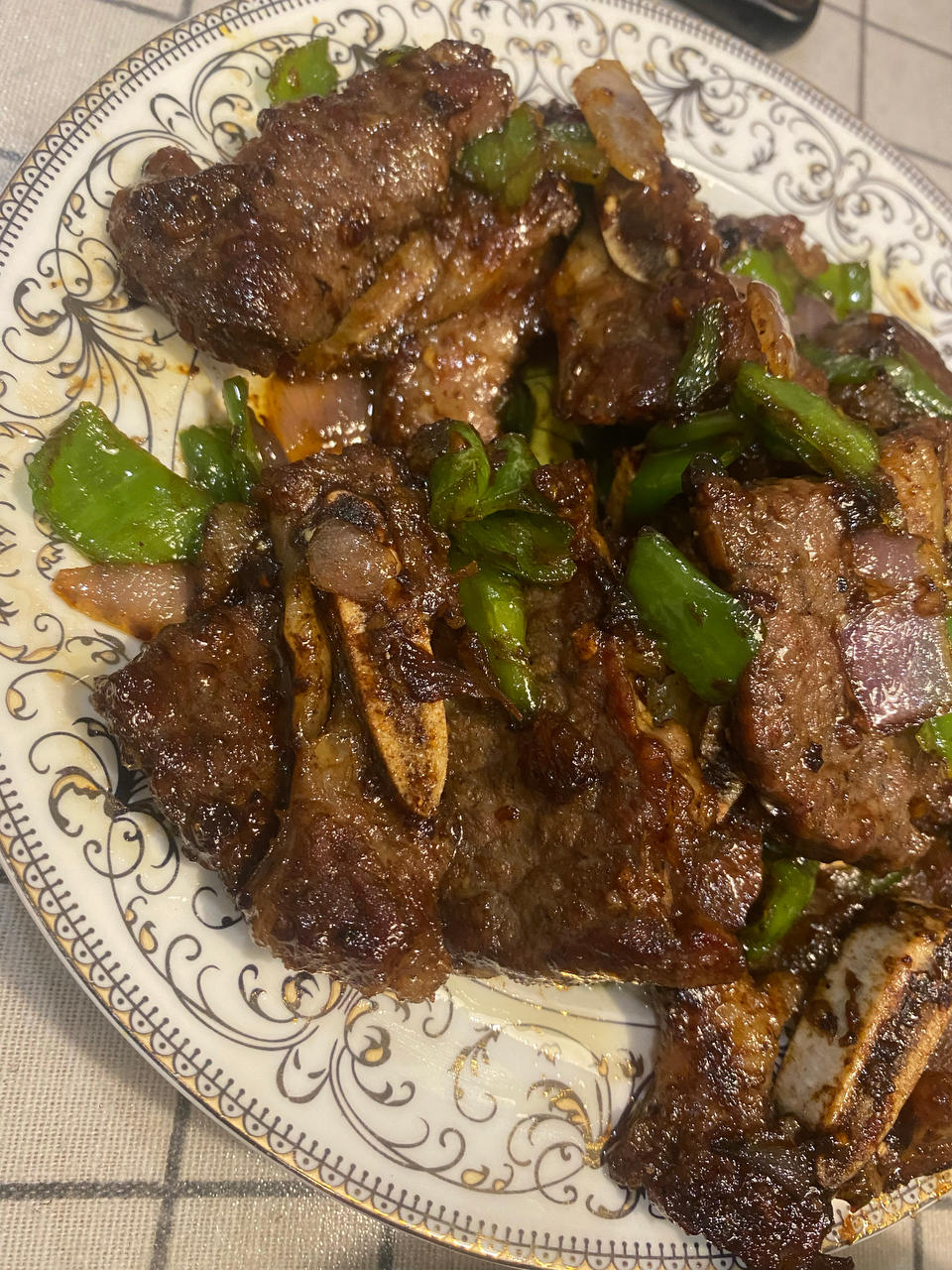 黑椒牛仔骨