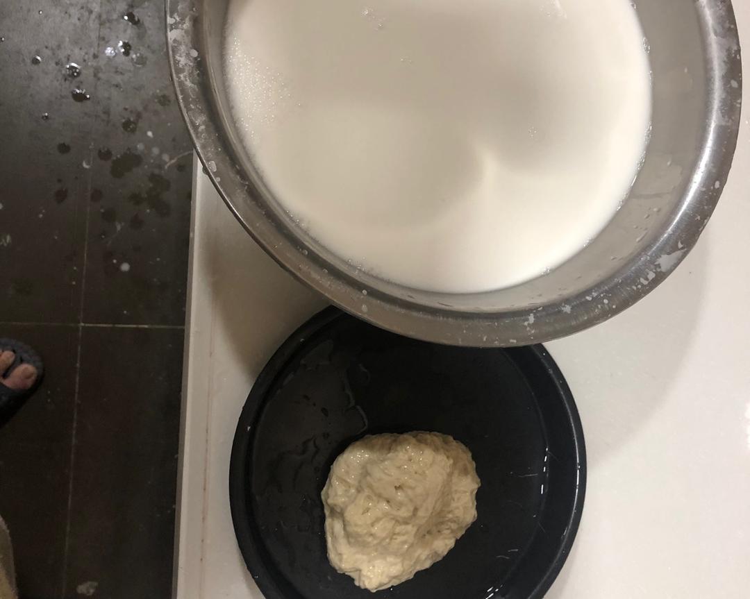 纯奶手撕吐司的做法 步骤1