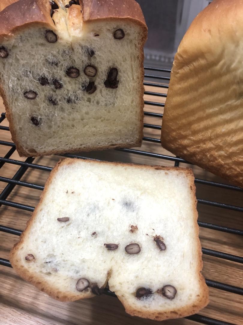 鲜奶红豆吐司