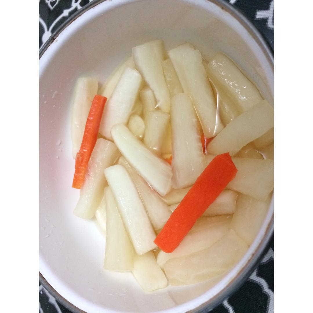 泡萝卜