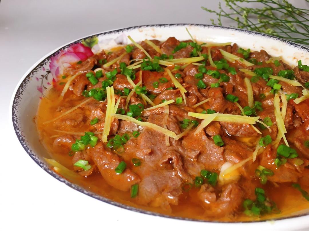 海鲜菇蒸牛肉的做法