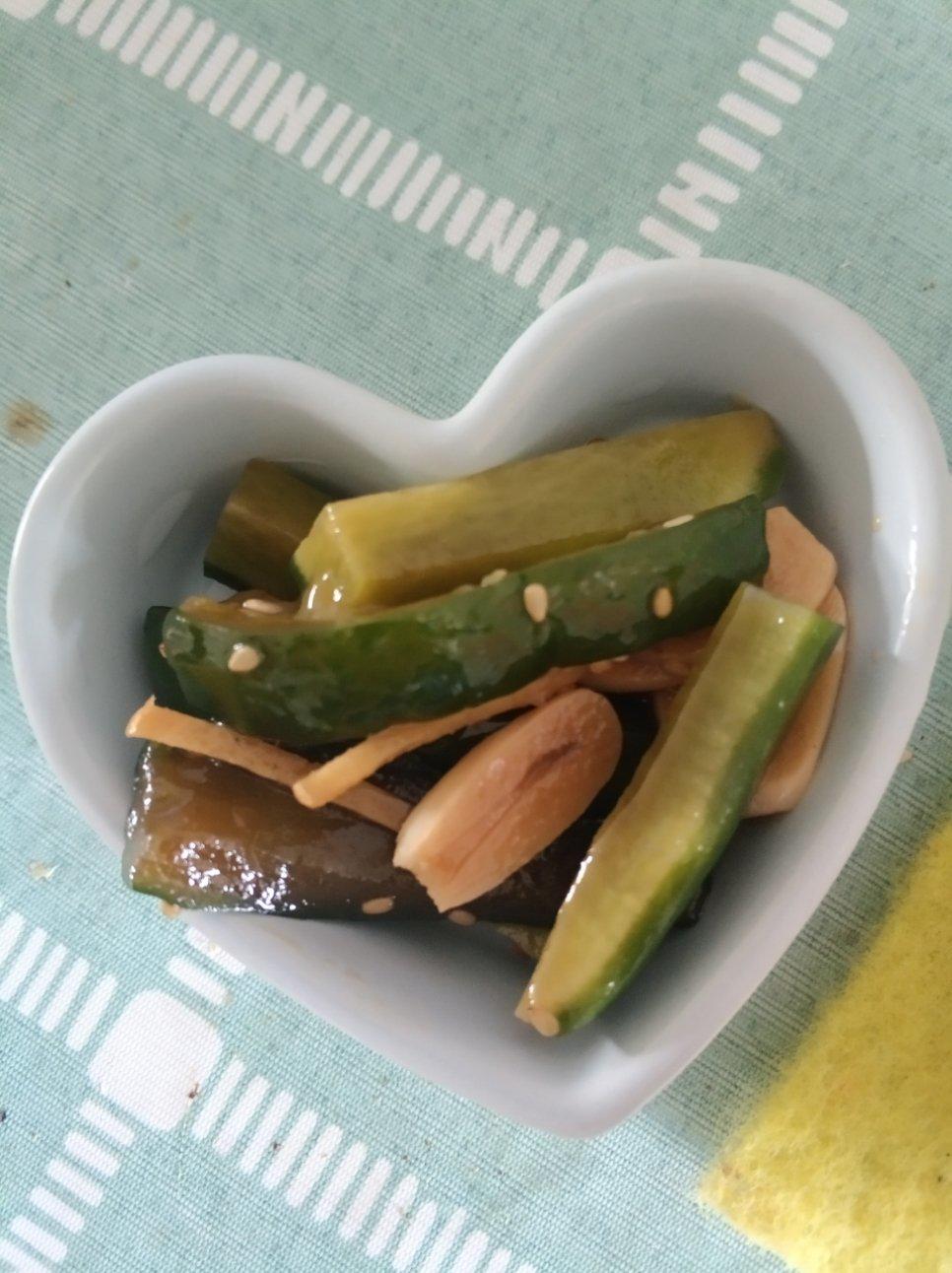 黄瓜咸菜
