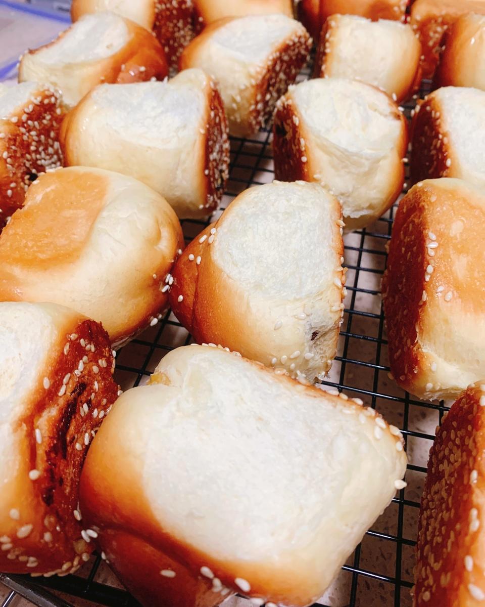 蜂蜜脆底小面包