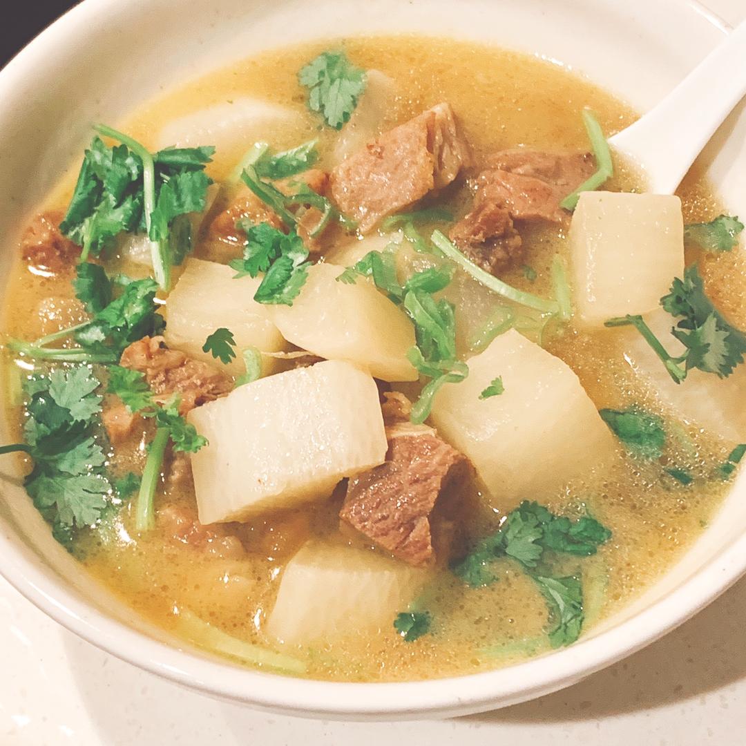 牛肉萝卜汤