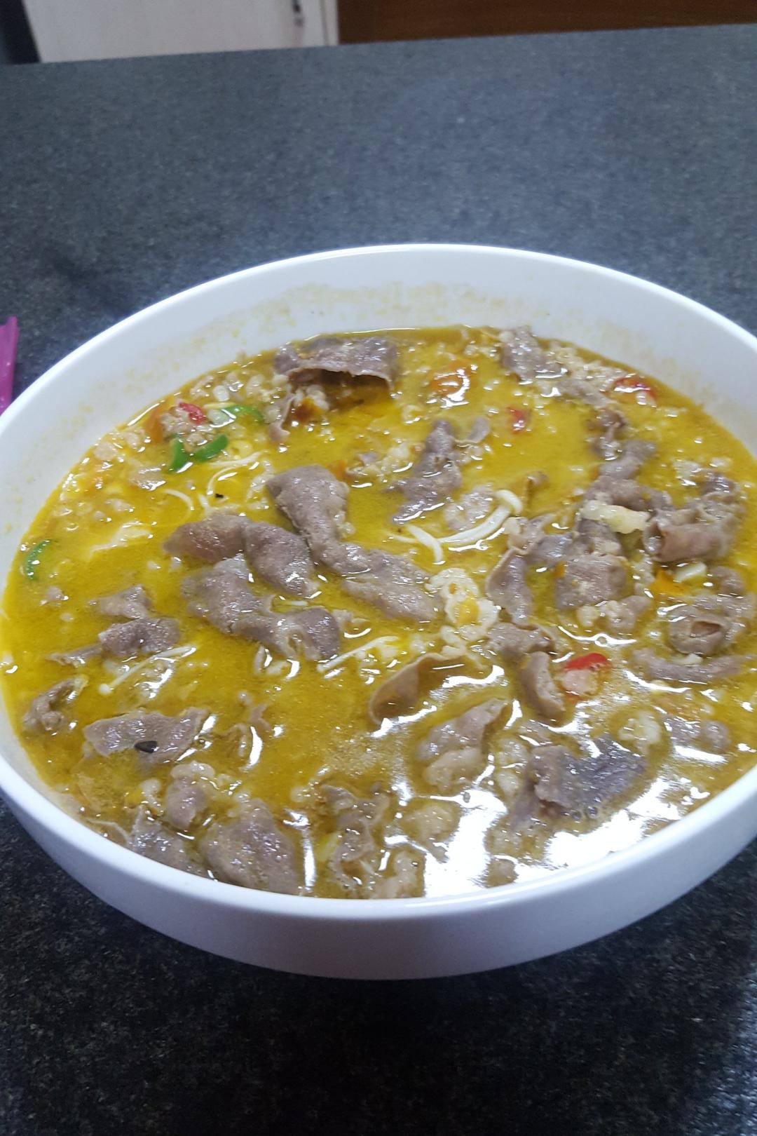 酸汤肥牛