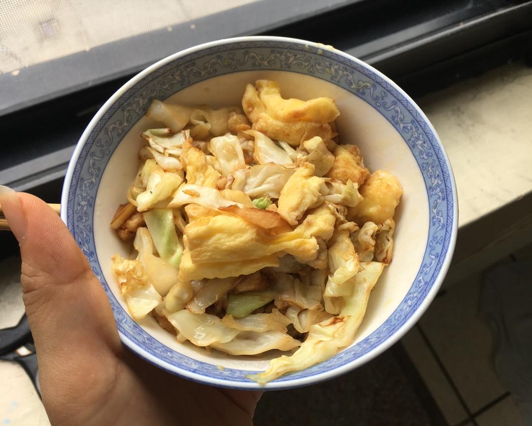 卷心菜炒鸡蛋