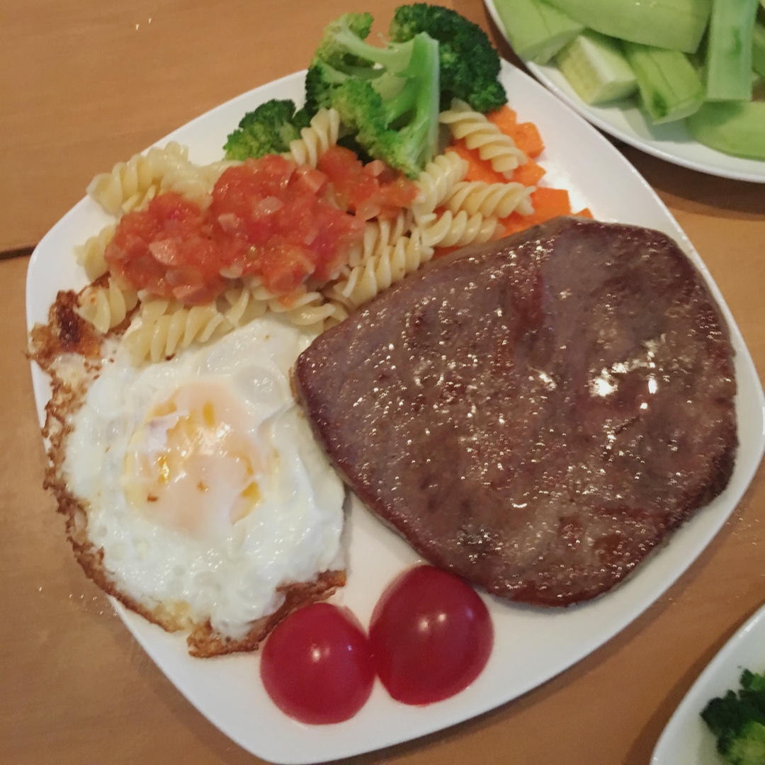 煎牛排