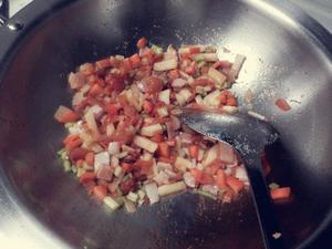 番茄培根土豆疙瘩汤的做法 步骤3