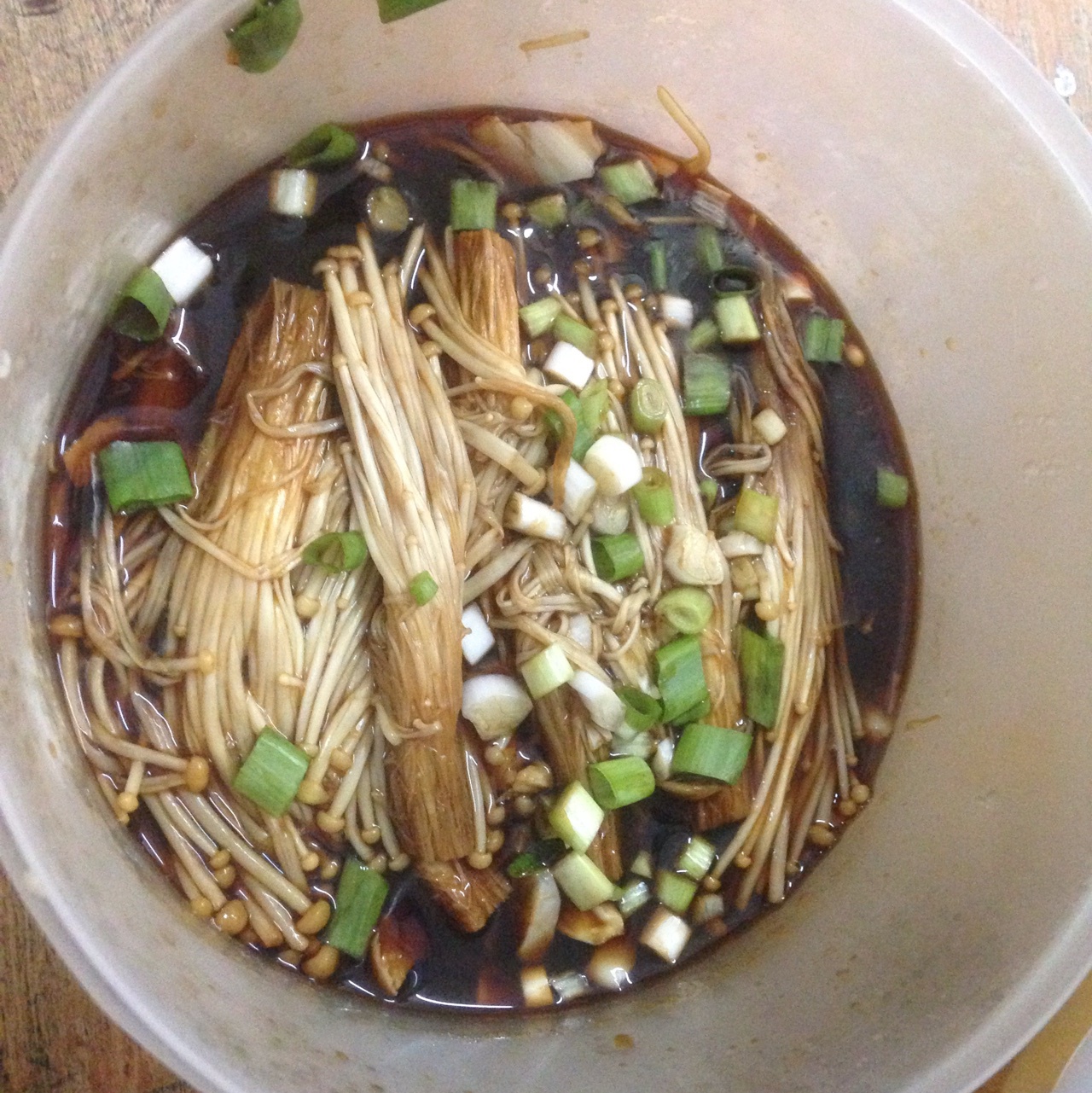 蒜蓉蒸金针菇