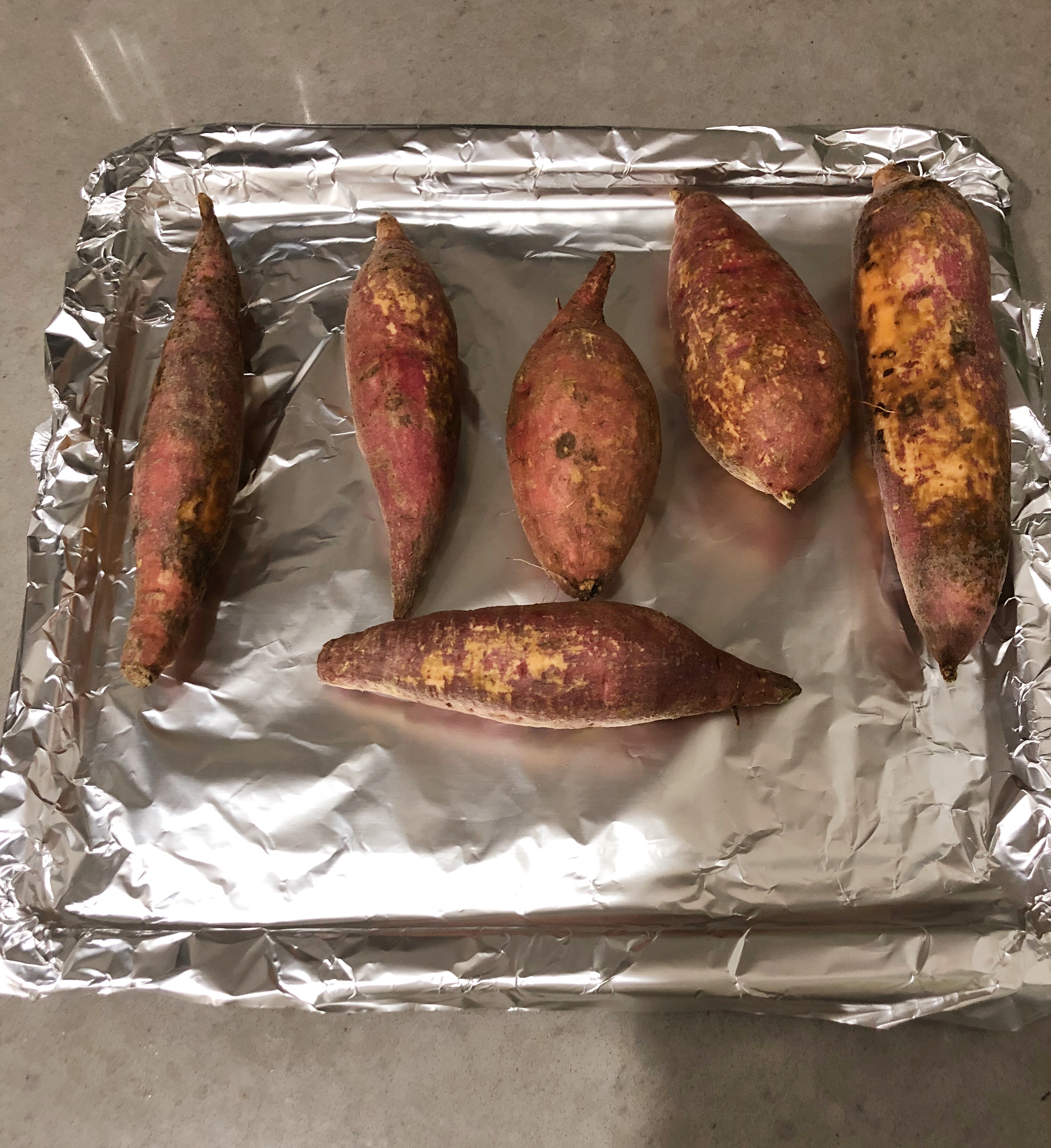 烤地瓜🍠的做法 步骤1