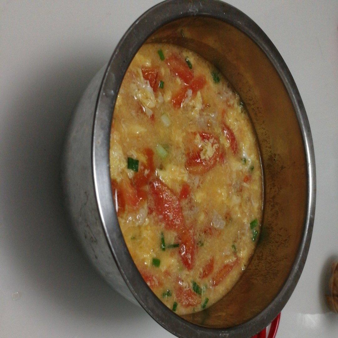 西红柿鸡蛋肉丝汤