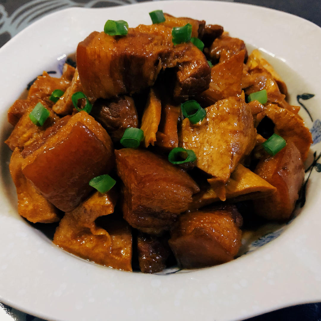 竹笋烧肉！甜而不腻酥而不烂！