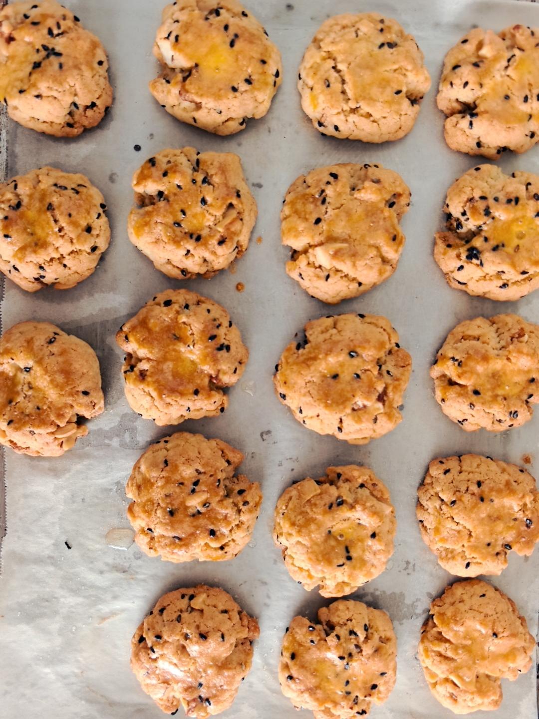 吃了就停不下来的～腰果桃酥