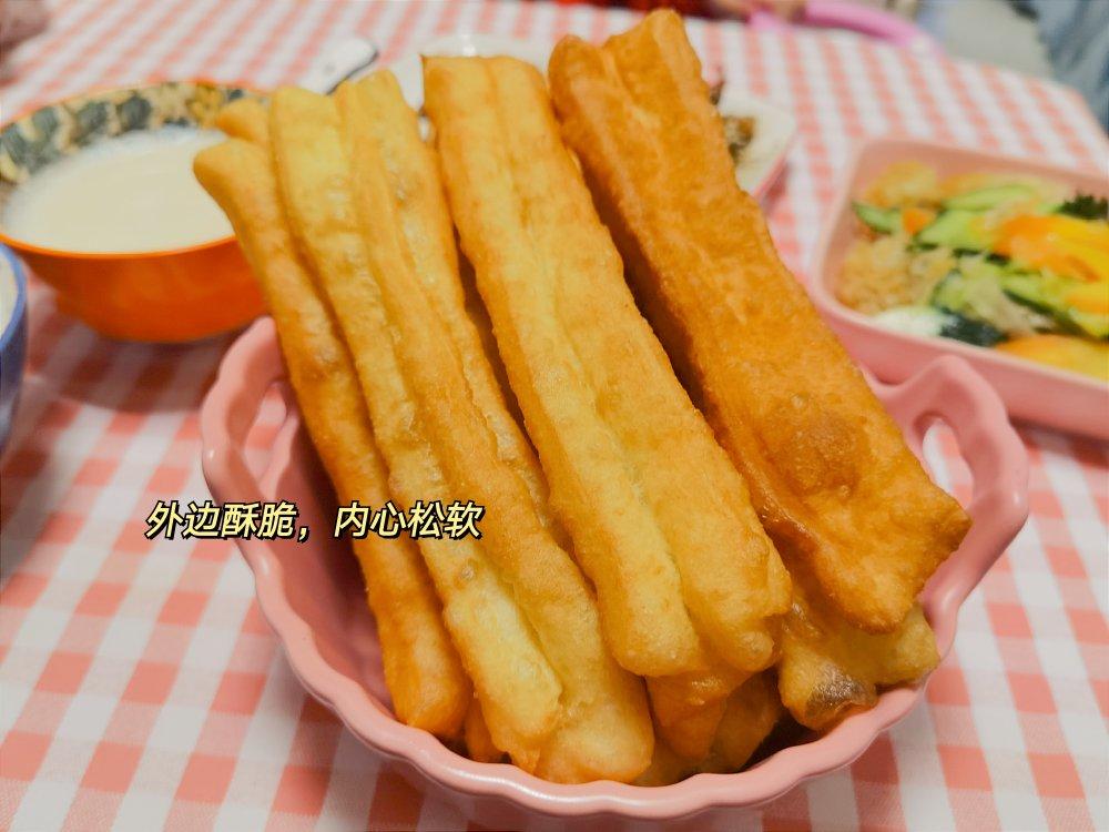 健康美味的家庭自制炸油条-只用酵母一次发酵