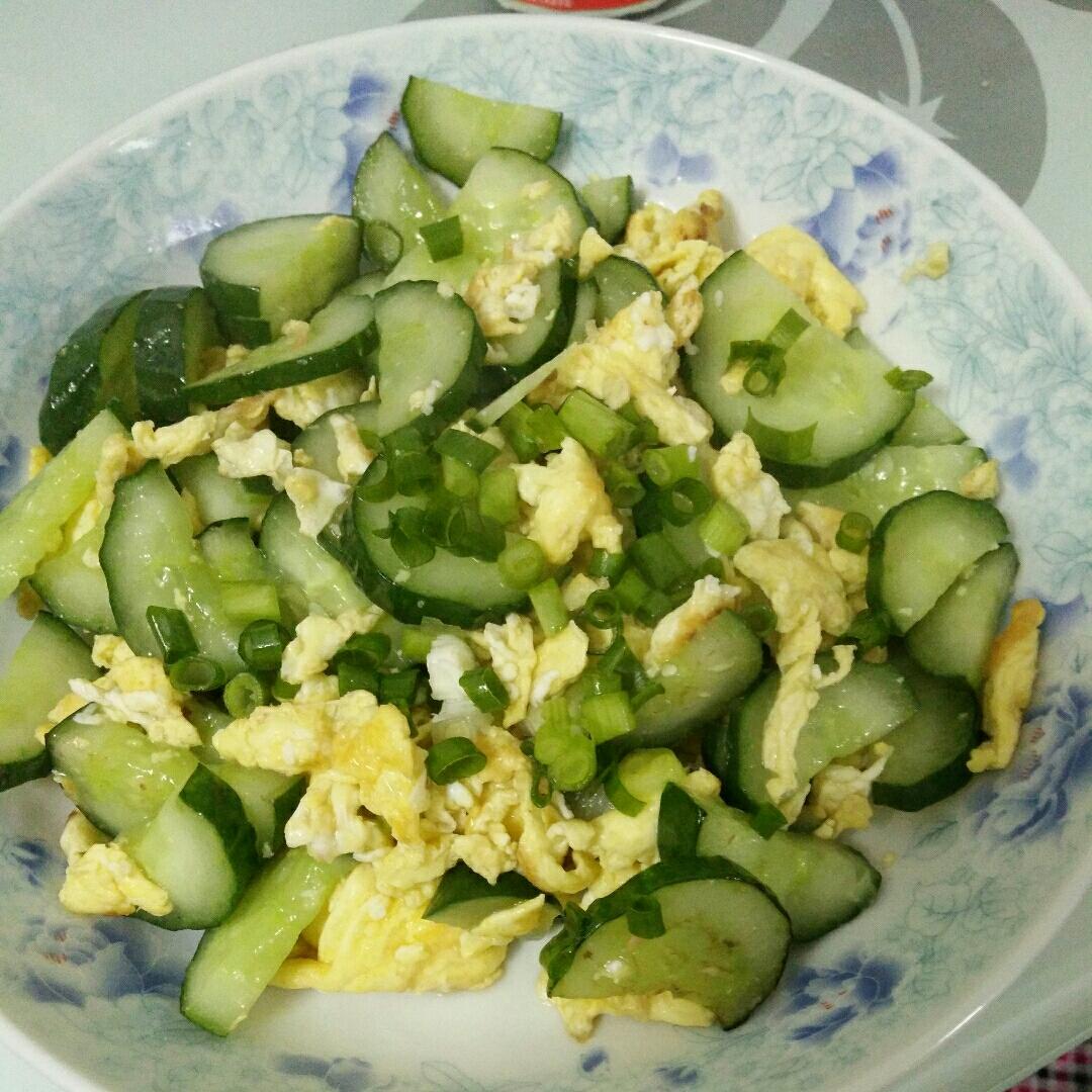 黄瓜炒蛋