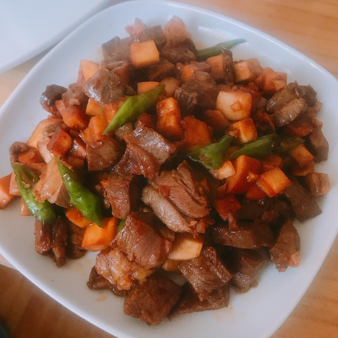 黑椒杏鲍菇牛肉粒