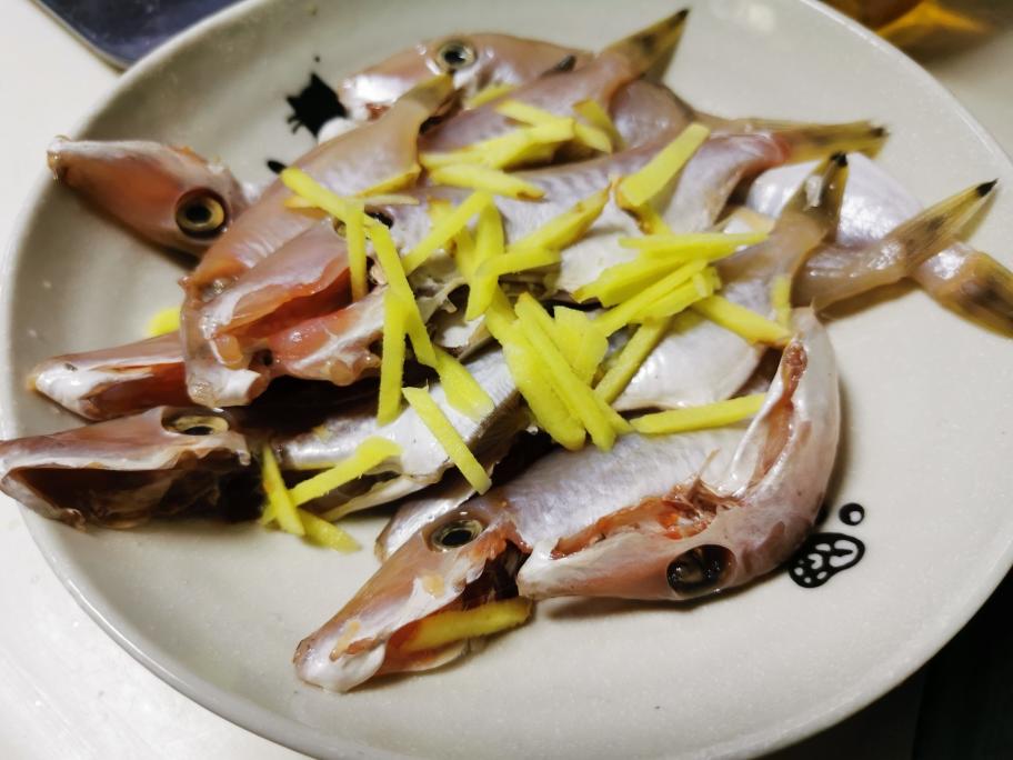 【剥皮鱼的做法步骤图，剥皮鱼怎么做好吃】pink小麻雀_下厨房