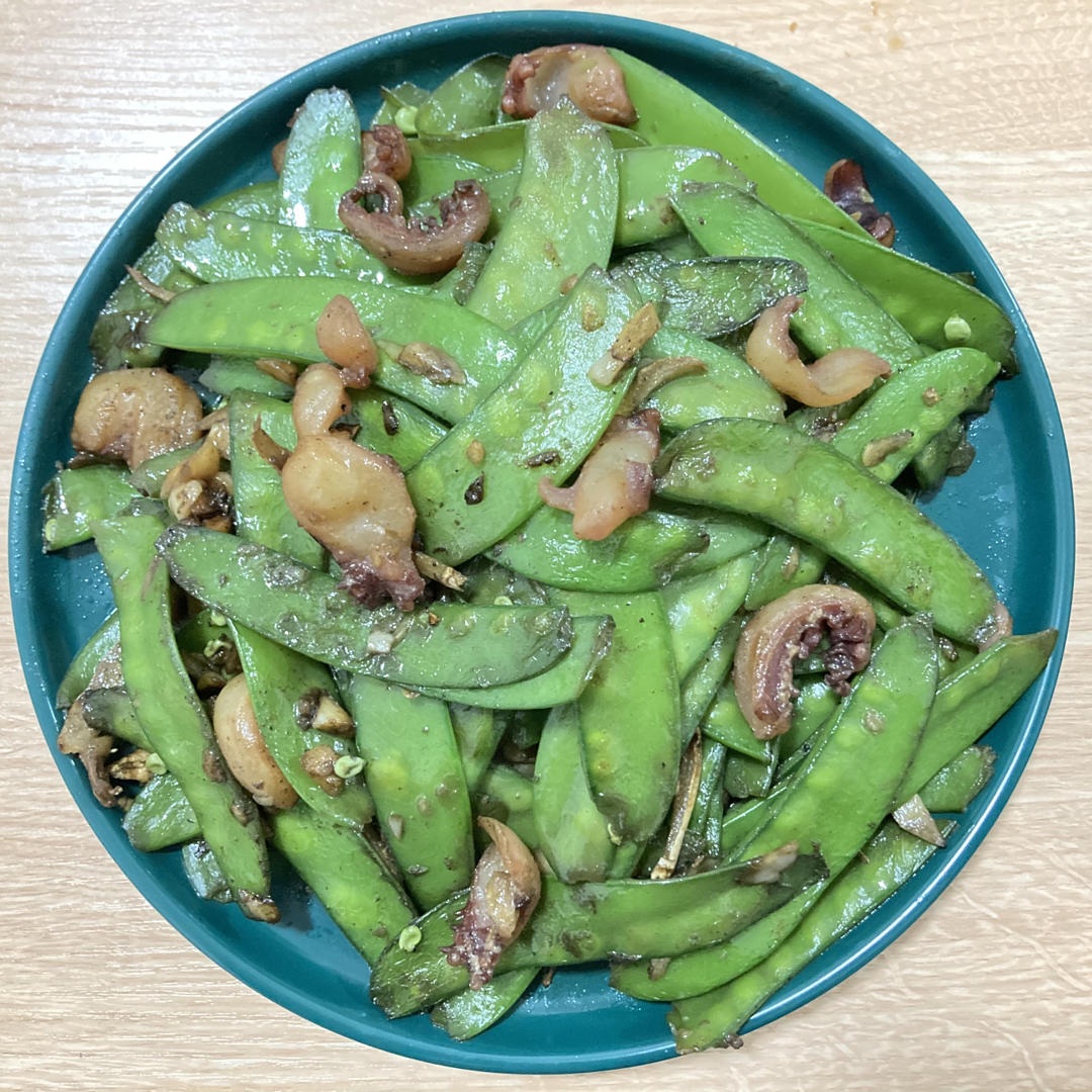 鲜鱿炒荷兰豆
