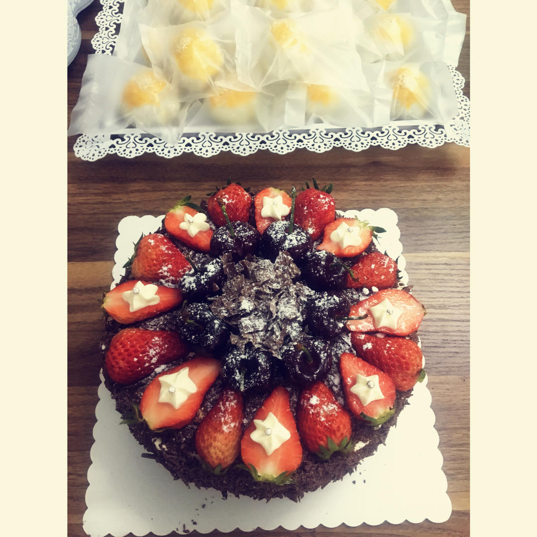 黑森林蛋糕（如何刮出大朵巧克力屑）