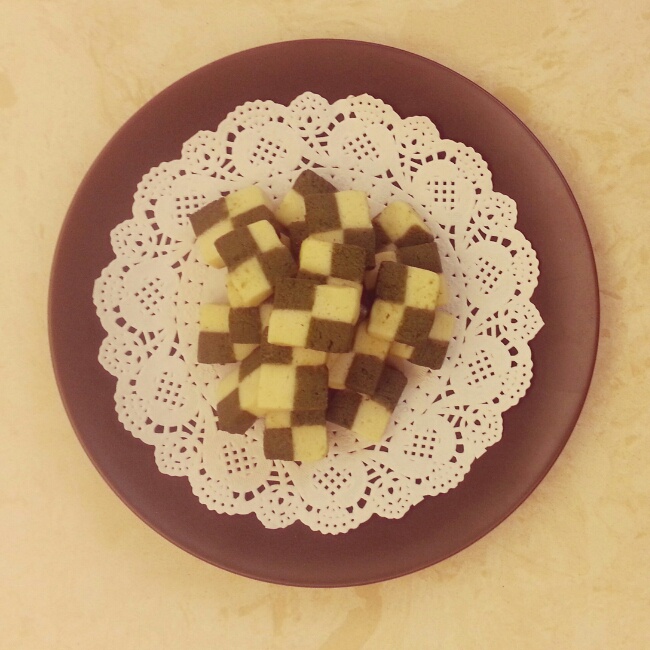 双色小棋格饼干