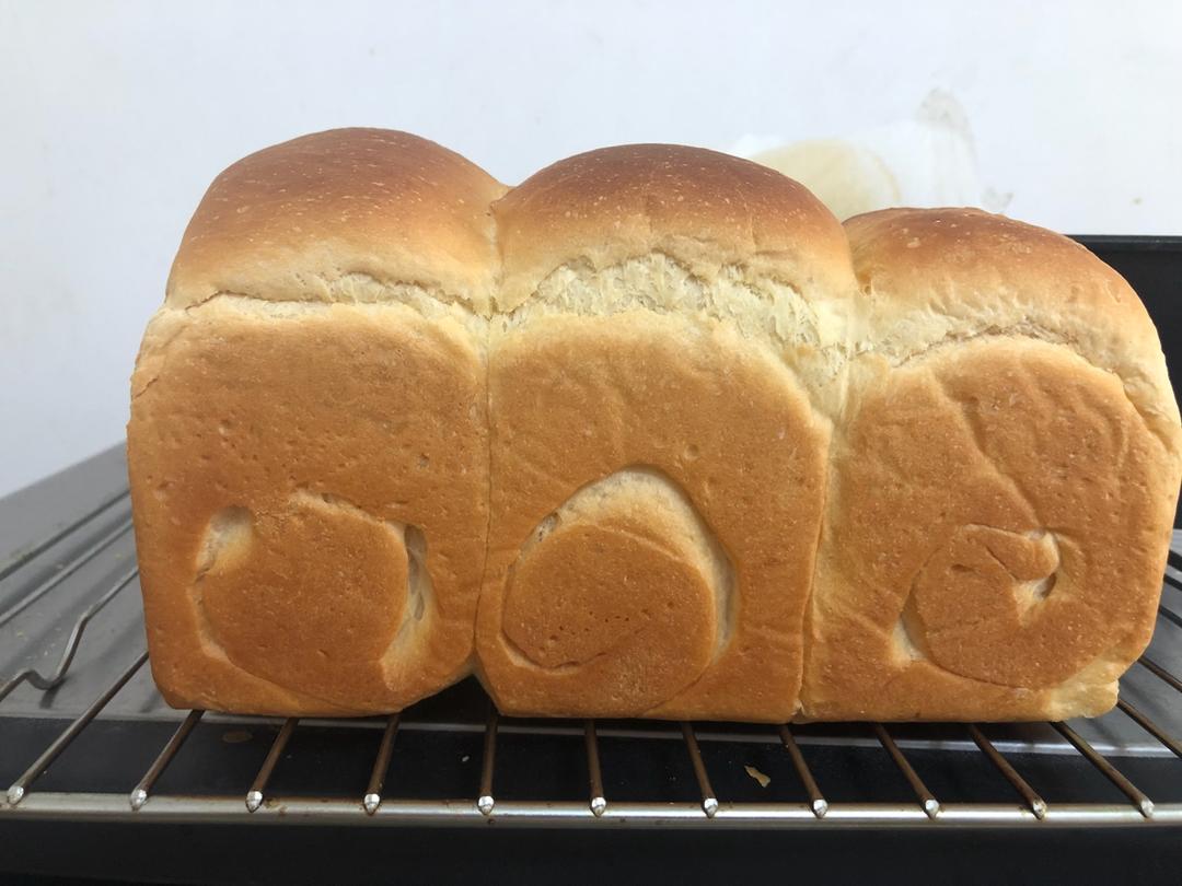 Poolish种（波兰种）吐司——不推荐不行的吐司配方