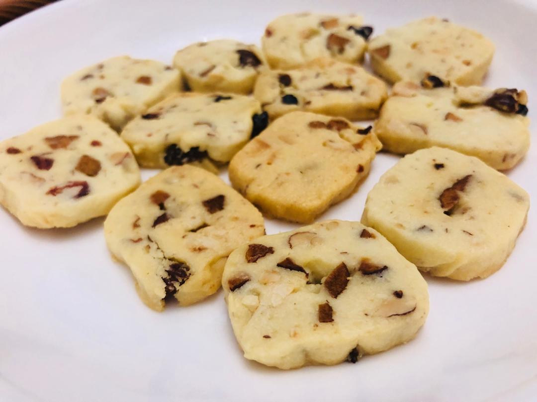 喵麻麻虾米做的坚果饼干