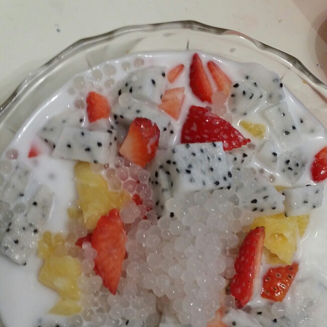 水果椰汁西米露