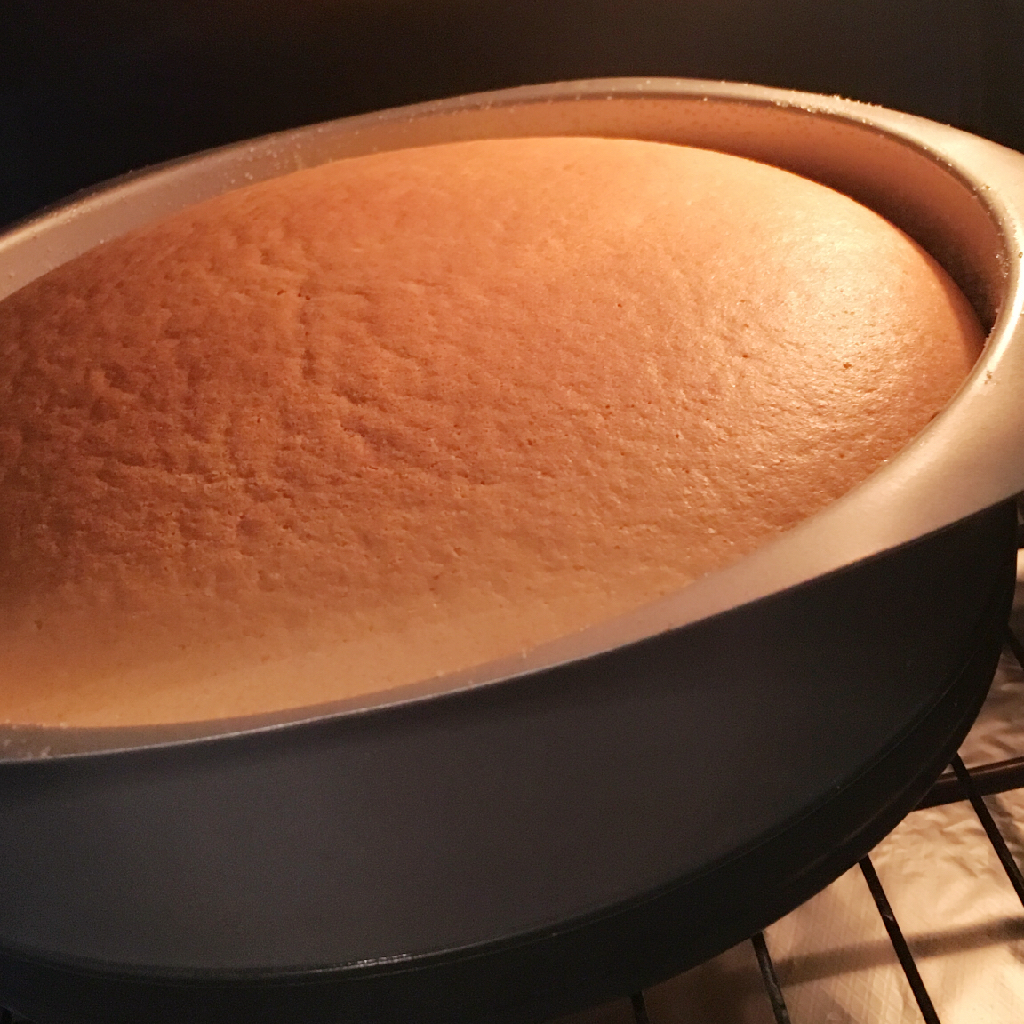 烤箱做蛋糕（戚风蛋糕的做法）