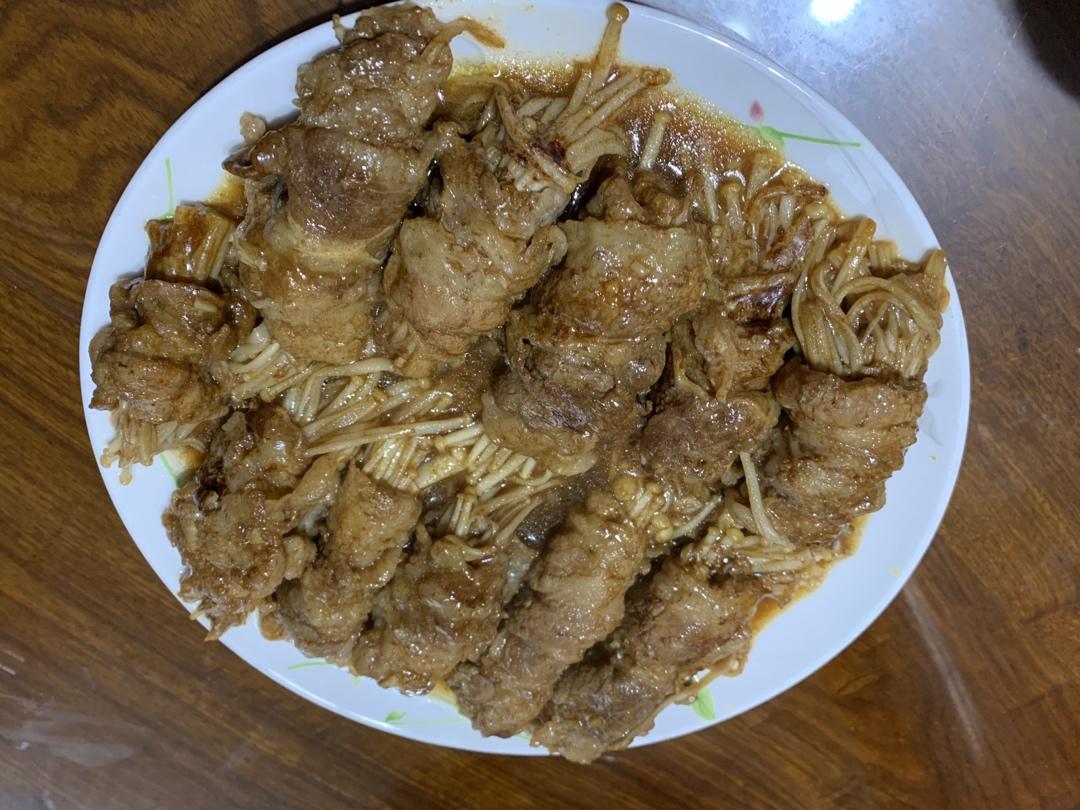 【金针菇肥牛卷】