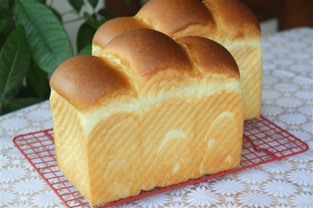 鲜奶油吐司