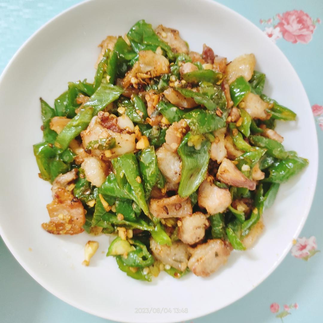 青椒小炒五花肉