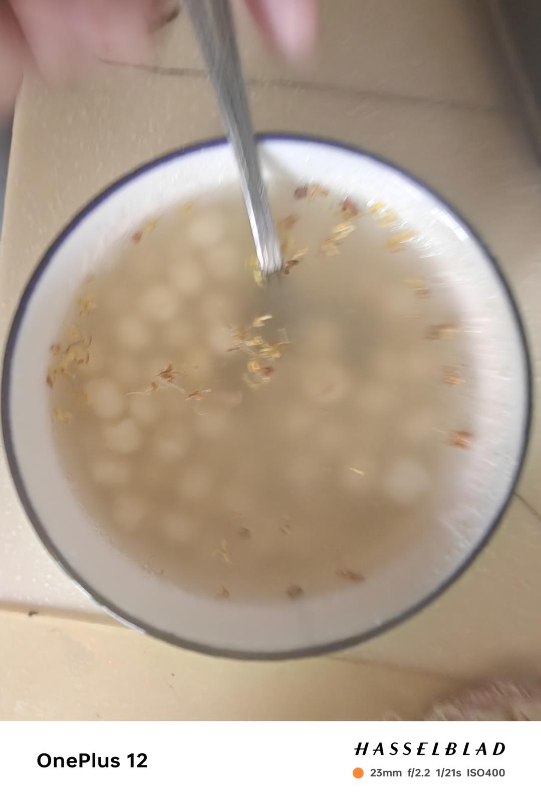 秋天来一碗热乎乎的鸡头米呀🥣～