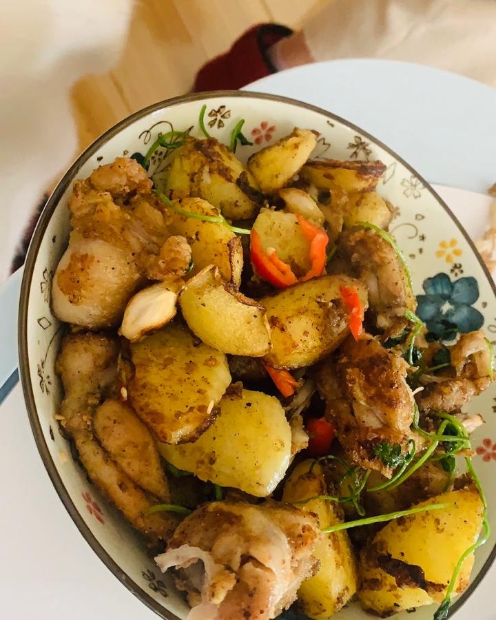 干锅牛蛙