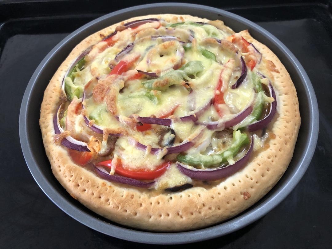 黑椒牛肉厚底披萨