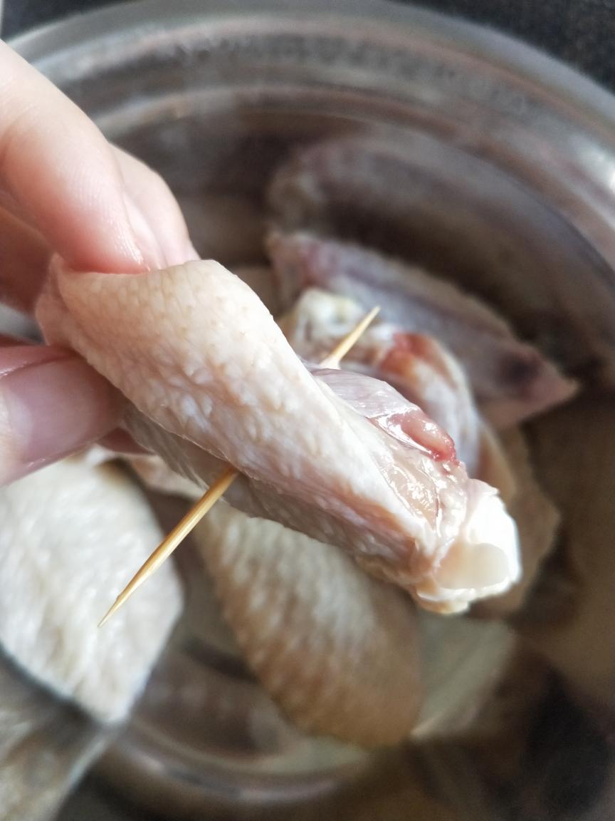 一口爱上可乐鸡翅(超详细)的做法 步骤1