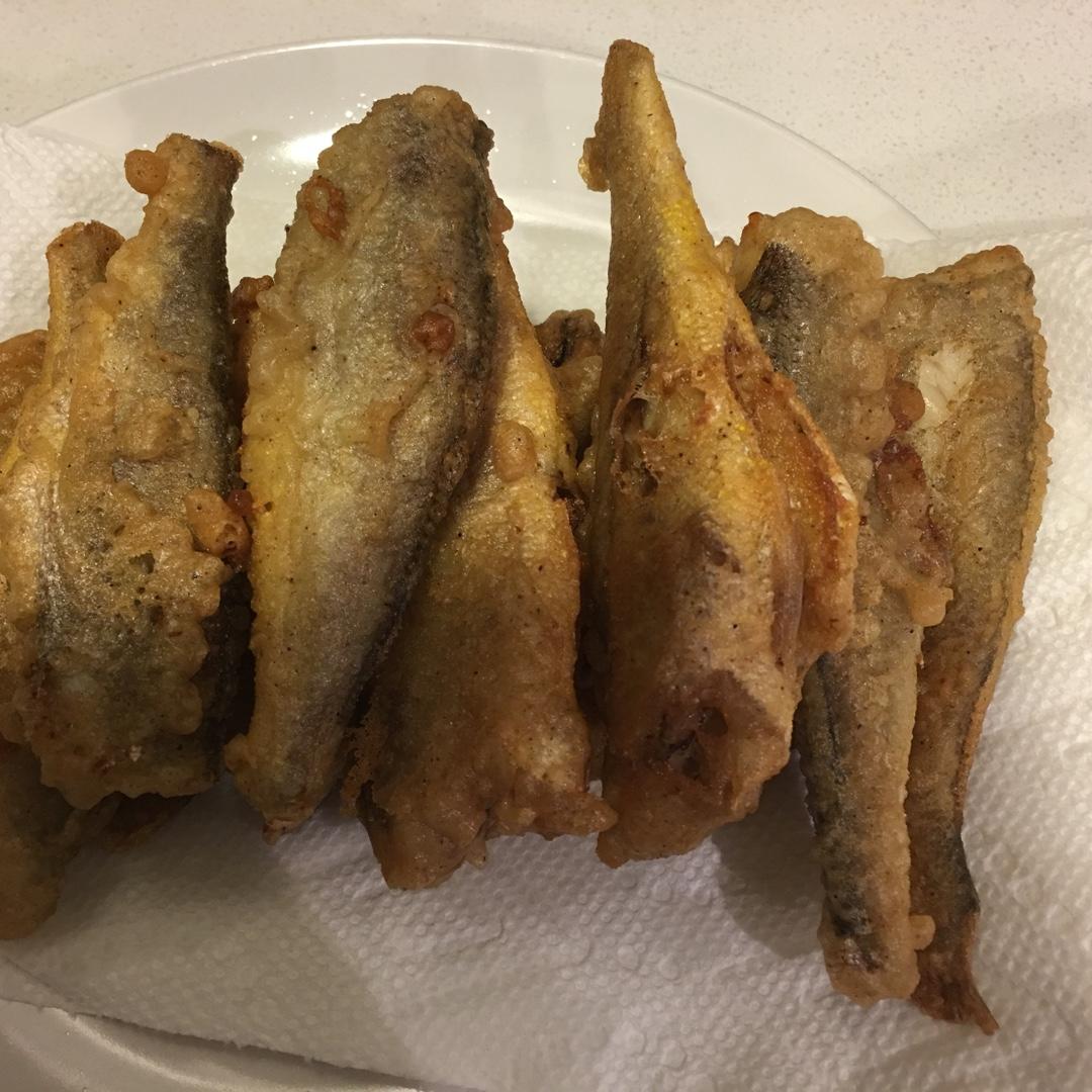 酥炸小黄花鱼