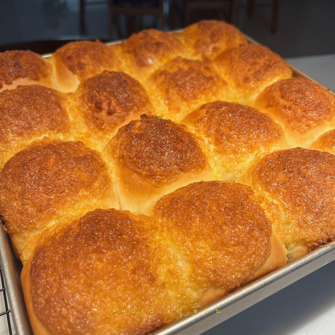 椰蓉面包这么做，不出油松软又好吃，是我理想中餐包的样子！