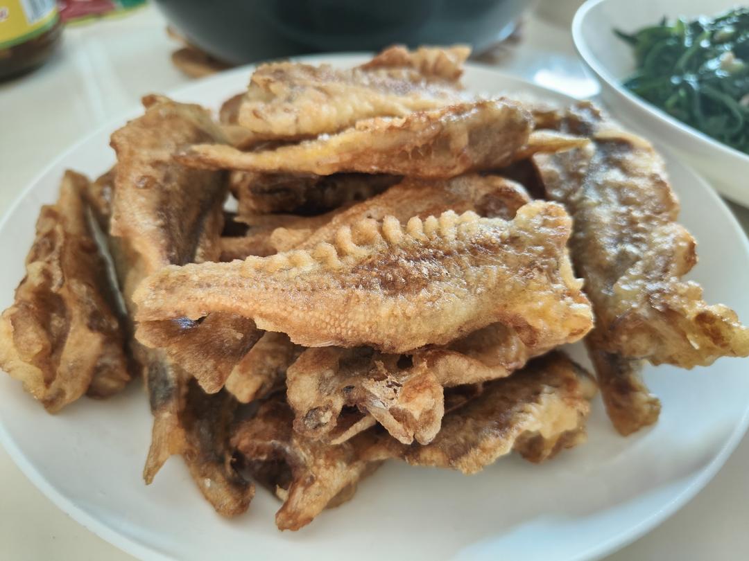 酥炸小黄花鱼