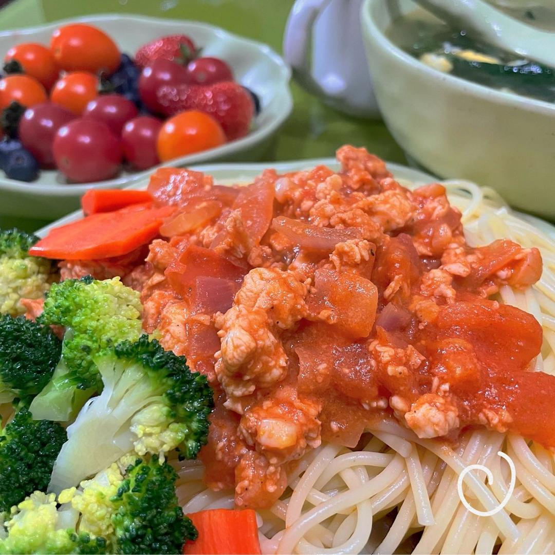 番茄肉酱意大利面