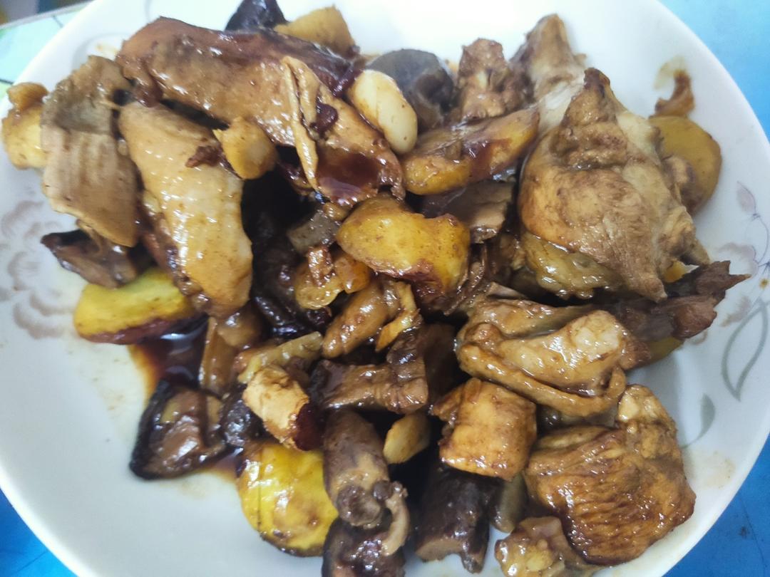 【栗子烧鸡】鸡肉都给你吃，栗子归我~