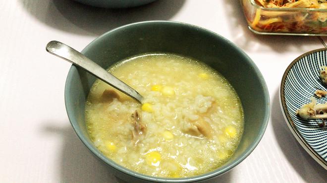三黄鸡玉米粥-最爱的粥的做法