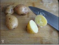 飘香小土豆的做法 步骤3
