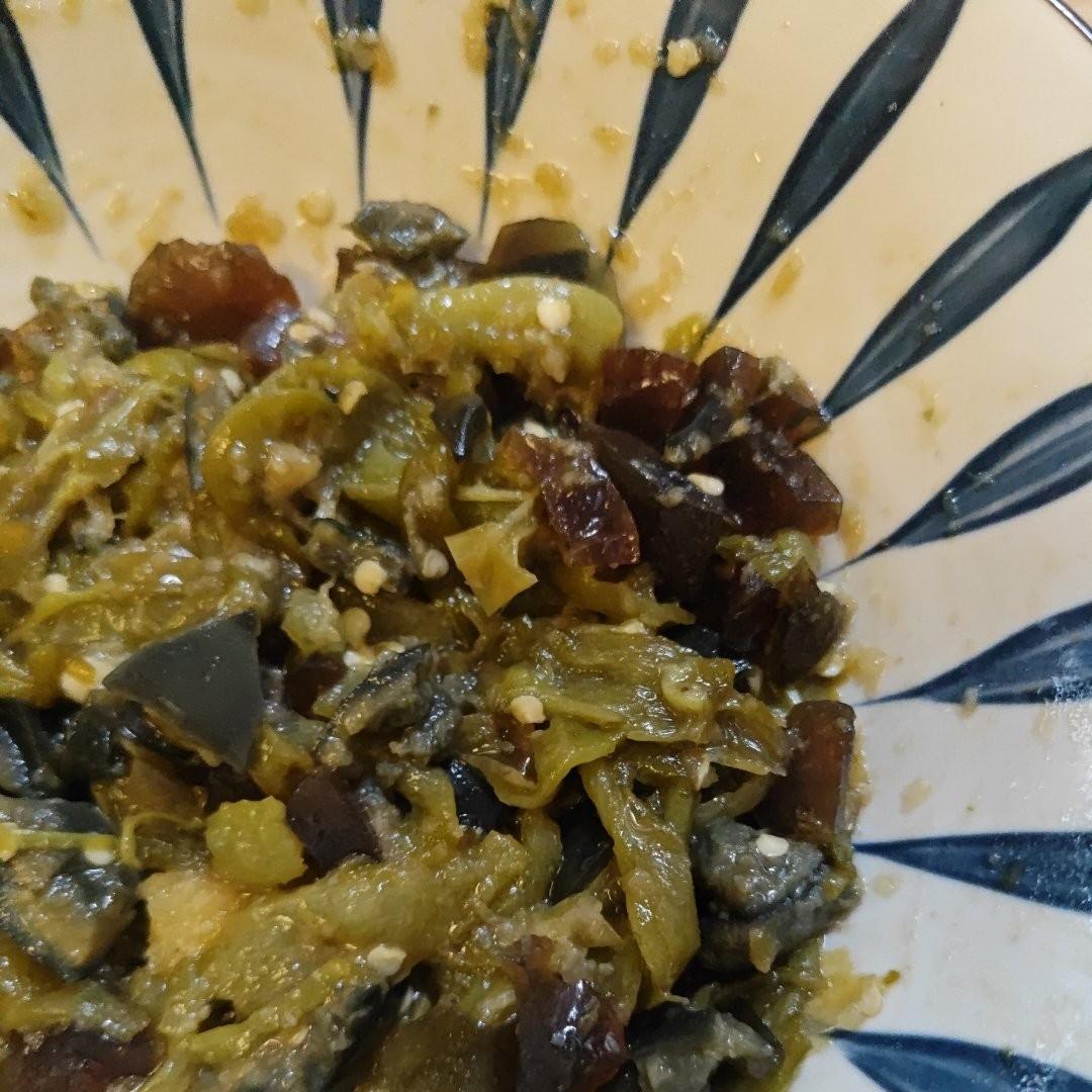 最简单下饭神器🫑擂椒皮蛋