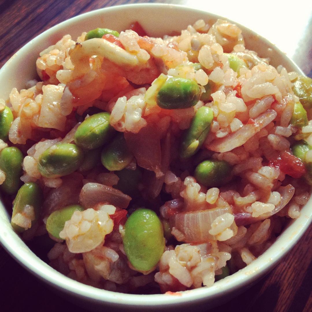 红色系家常炒饭的做法