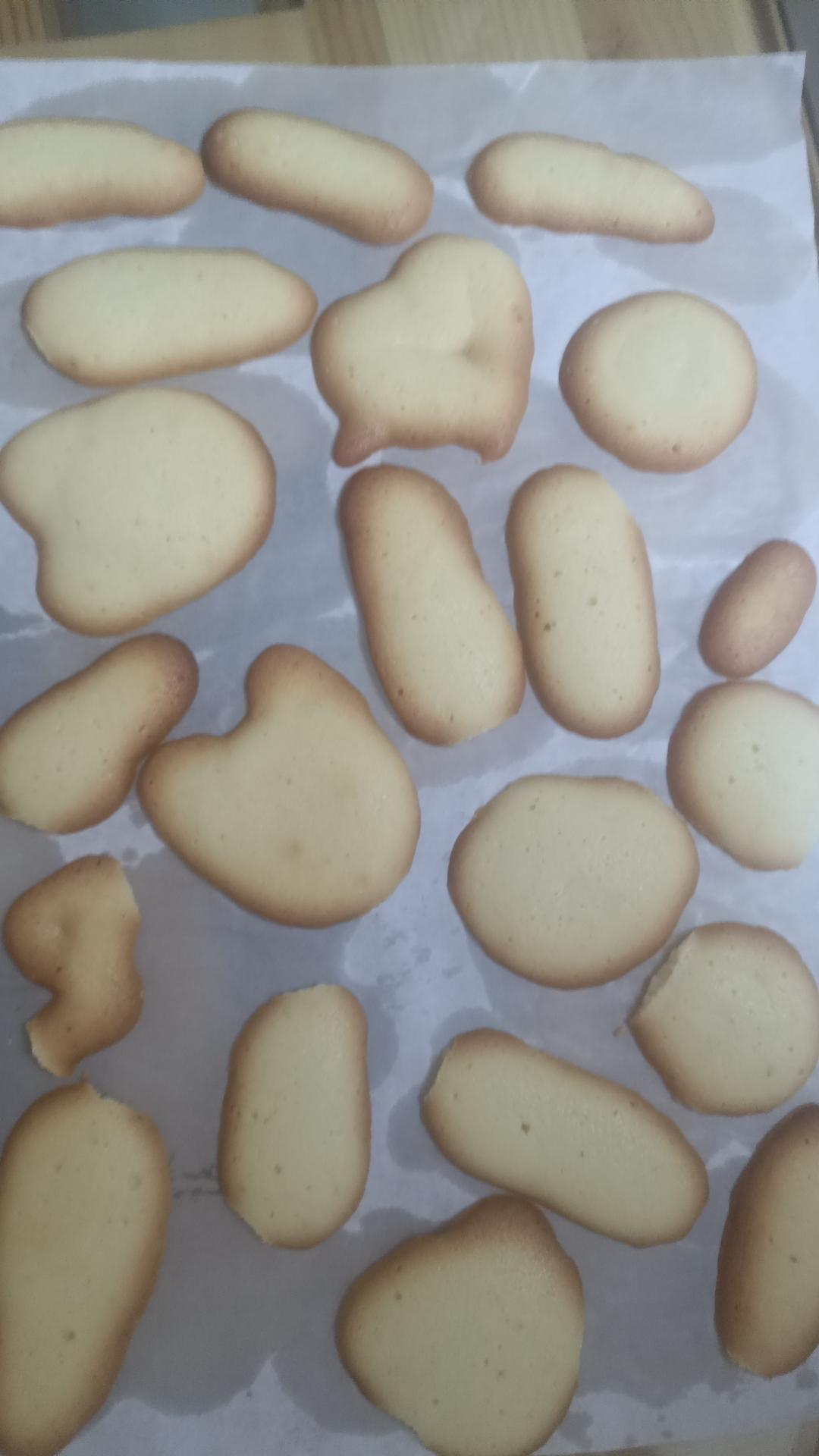 香脆法式经典猫舌头饼干|简单快手|消耗蛋白