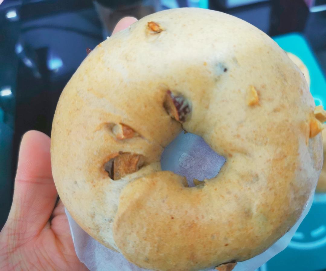 红糖红枣核桃贝果