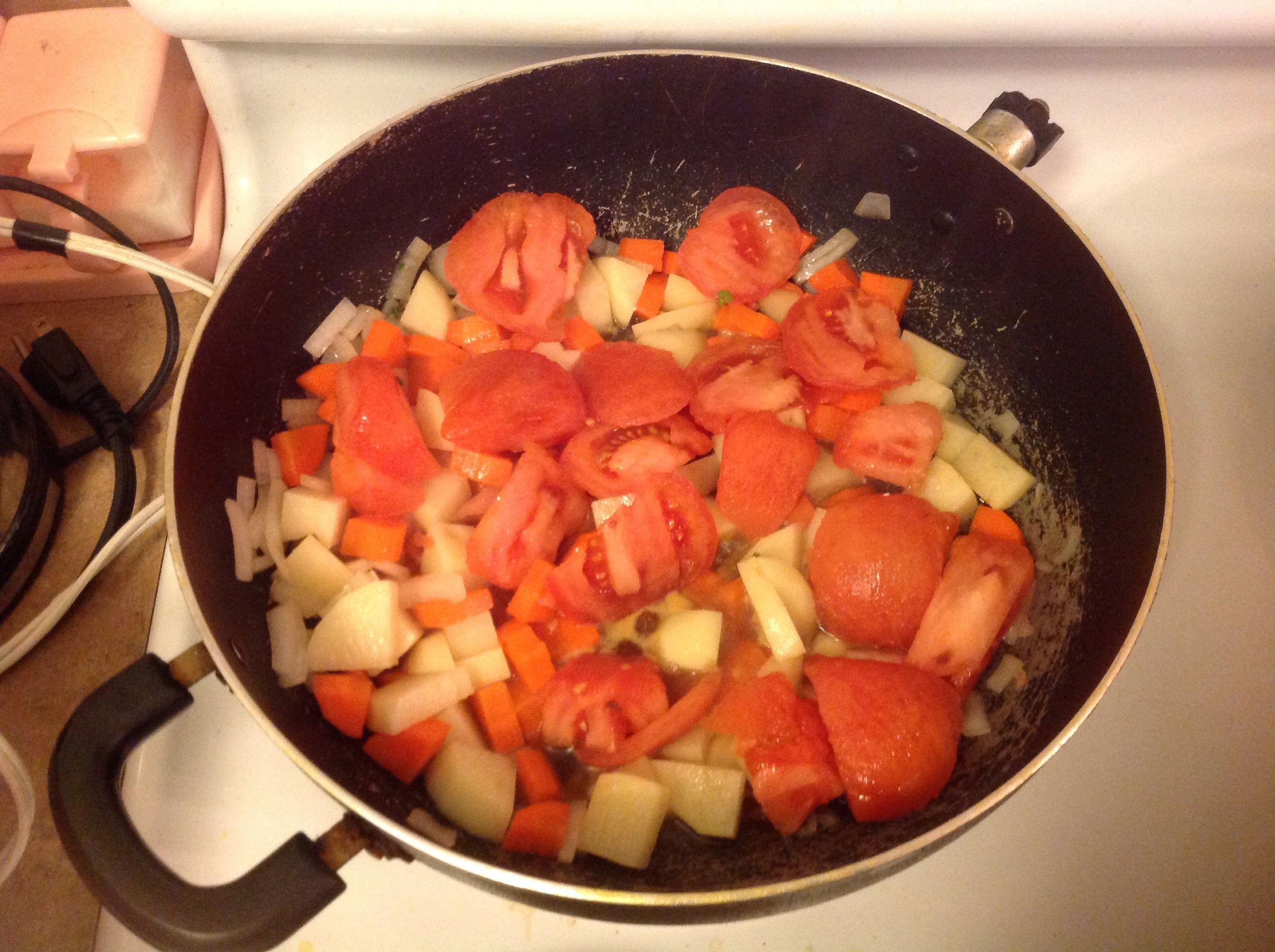 牛肉汤烩胡萝卜土豆的做法 步骤4