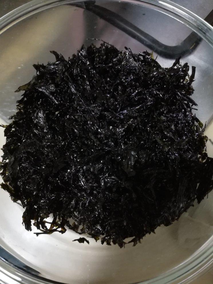 拌饭芝麻海苔